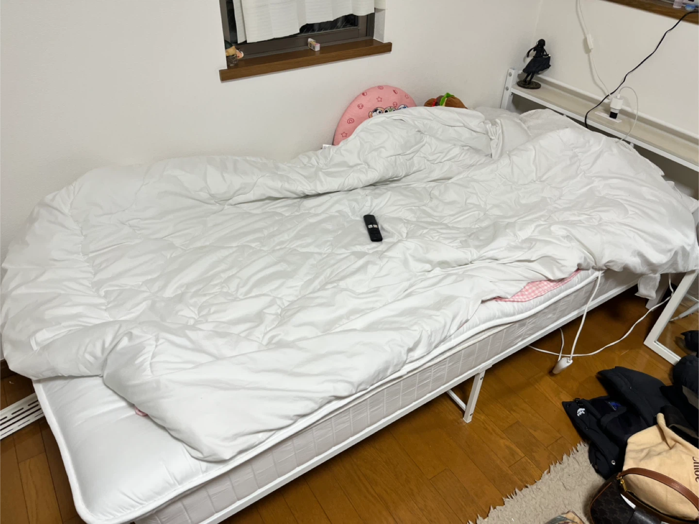 ニトリ　シングルベッド パイプベッドの写真2枚目