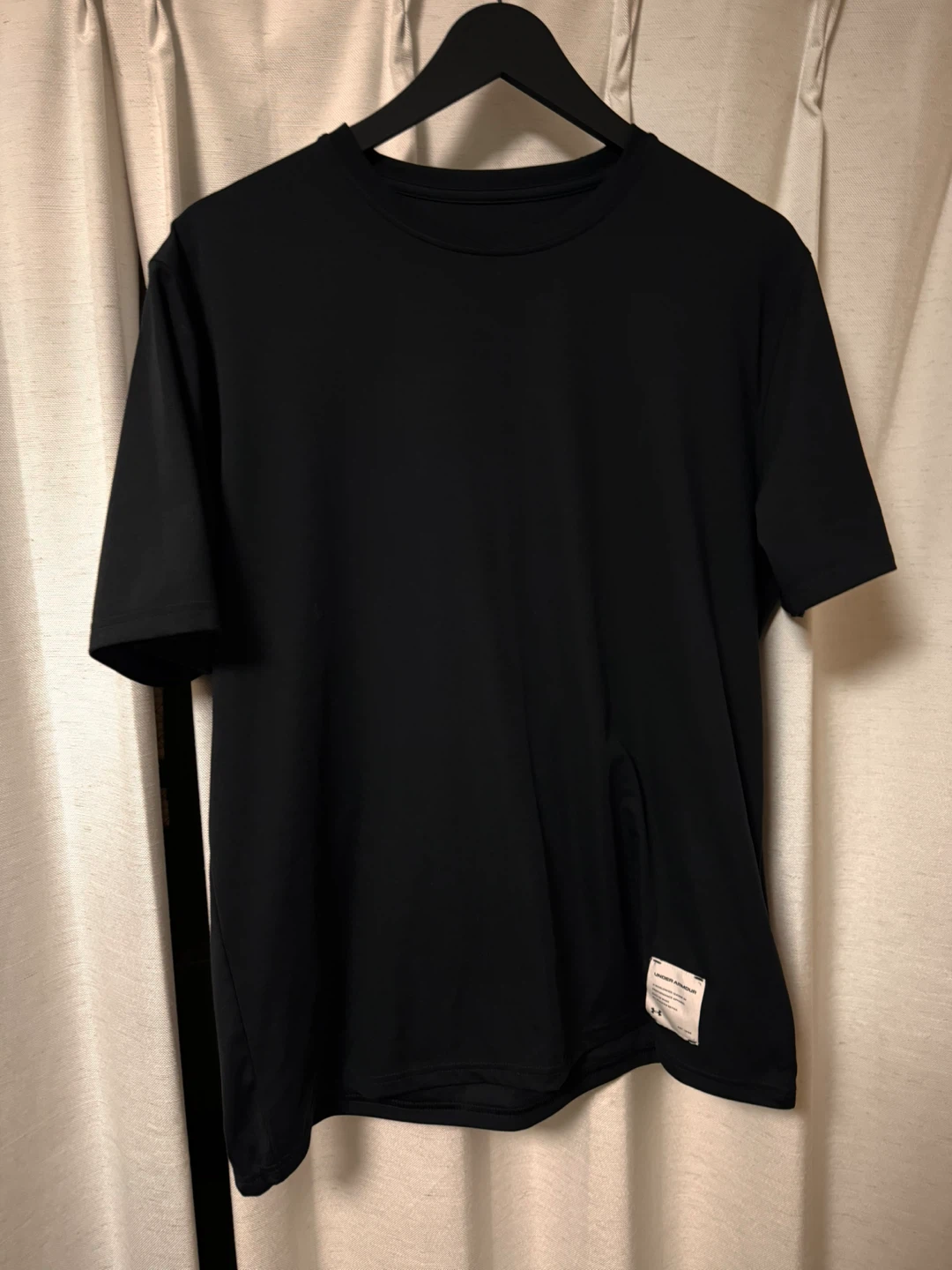 [L] アンダーアーマー Tシャツ
