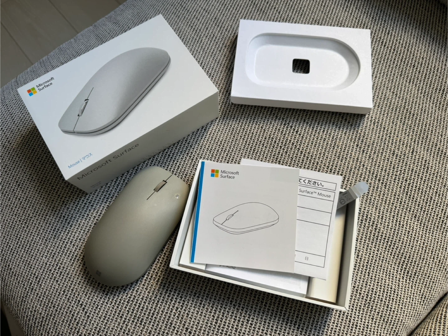 マイクロソフト Surface マウス 1741の写真4枚目