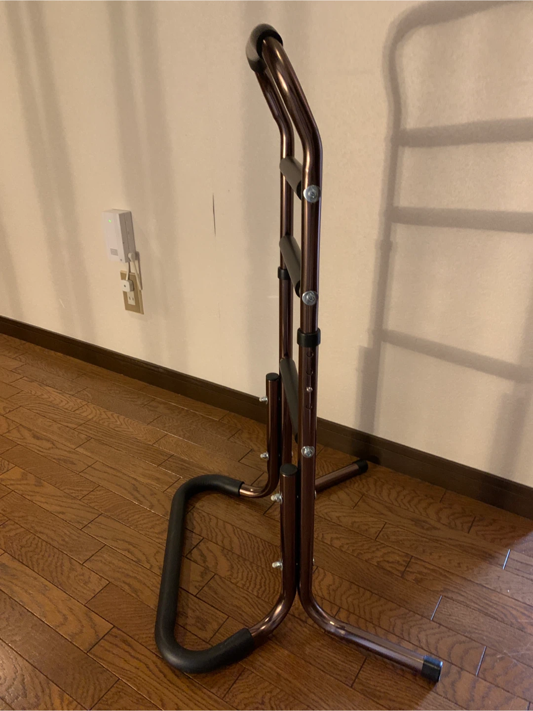 手すり 立ち上がり補助の写真2枚目