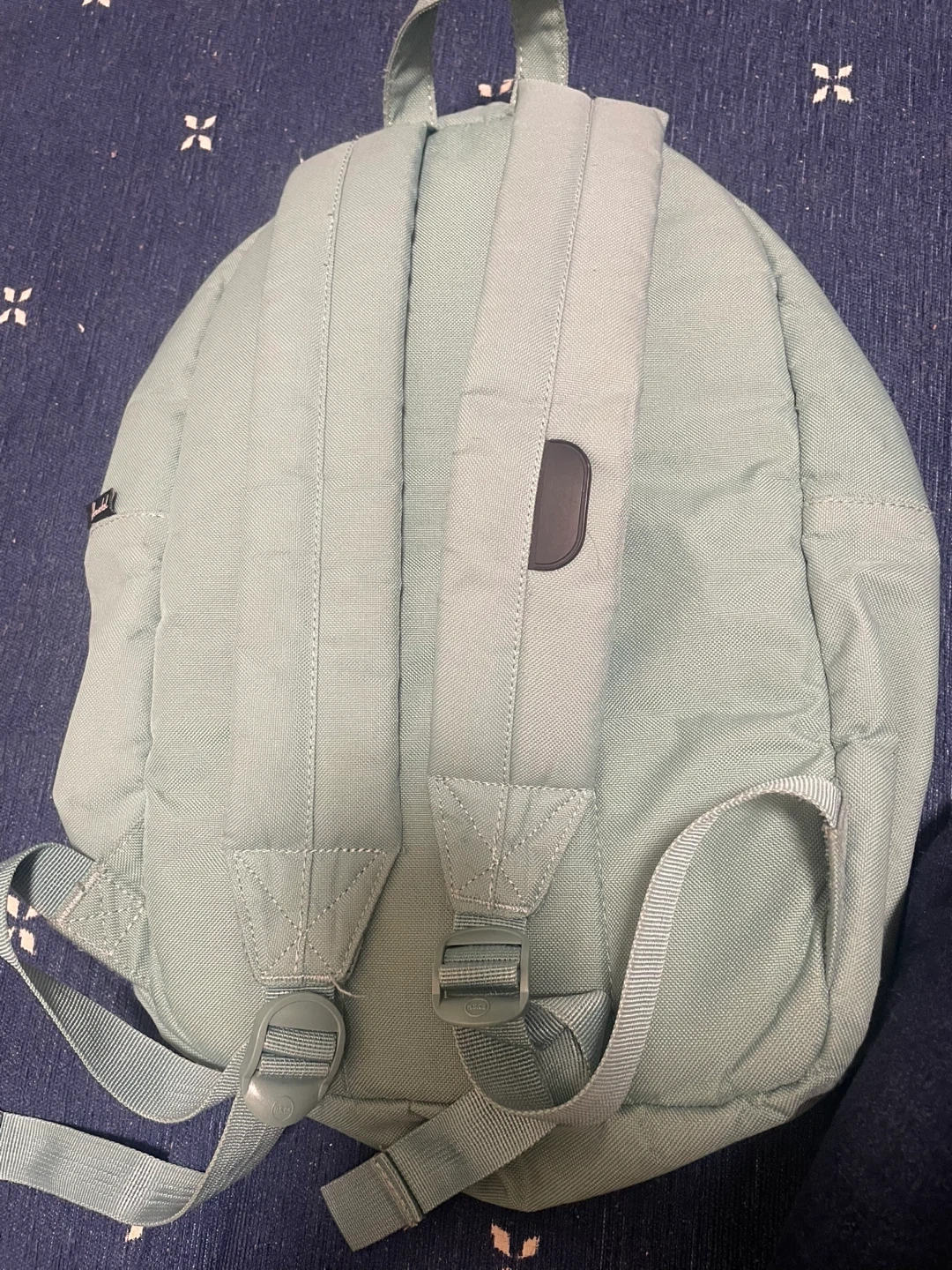 Herschelリュックサックの写真2枚目