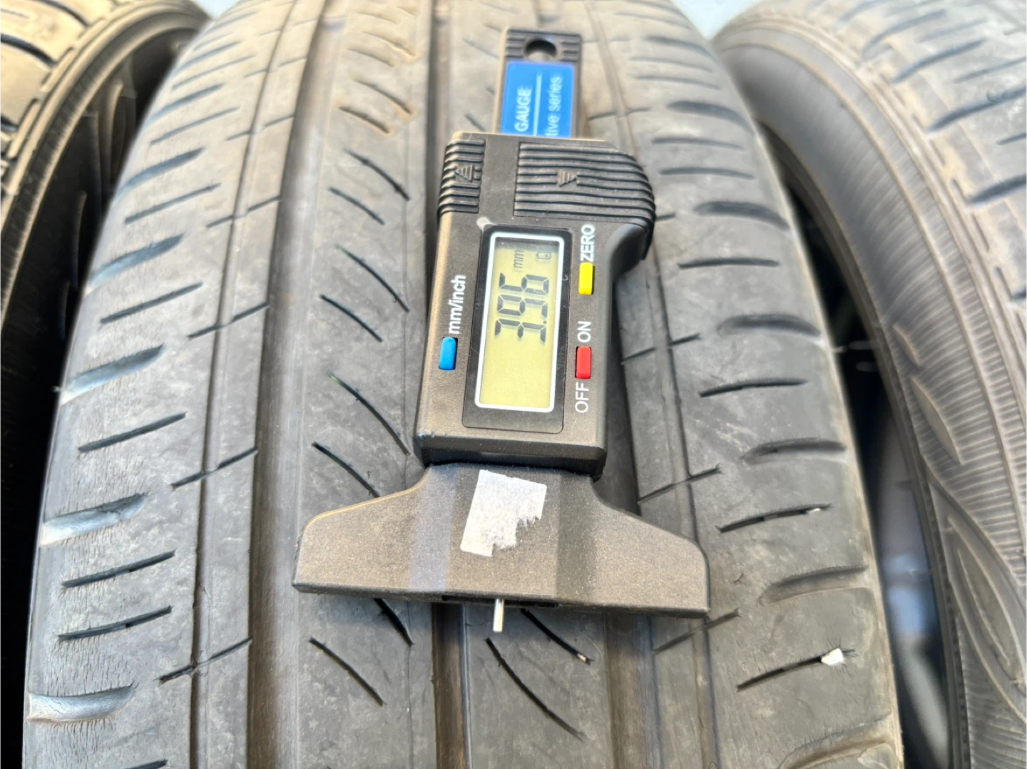 ダンロップ タイヤ 4本セット 165/55R15の写真5枚目