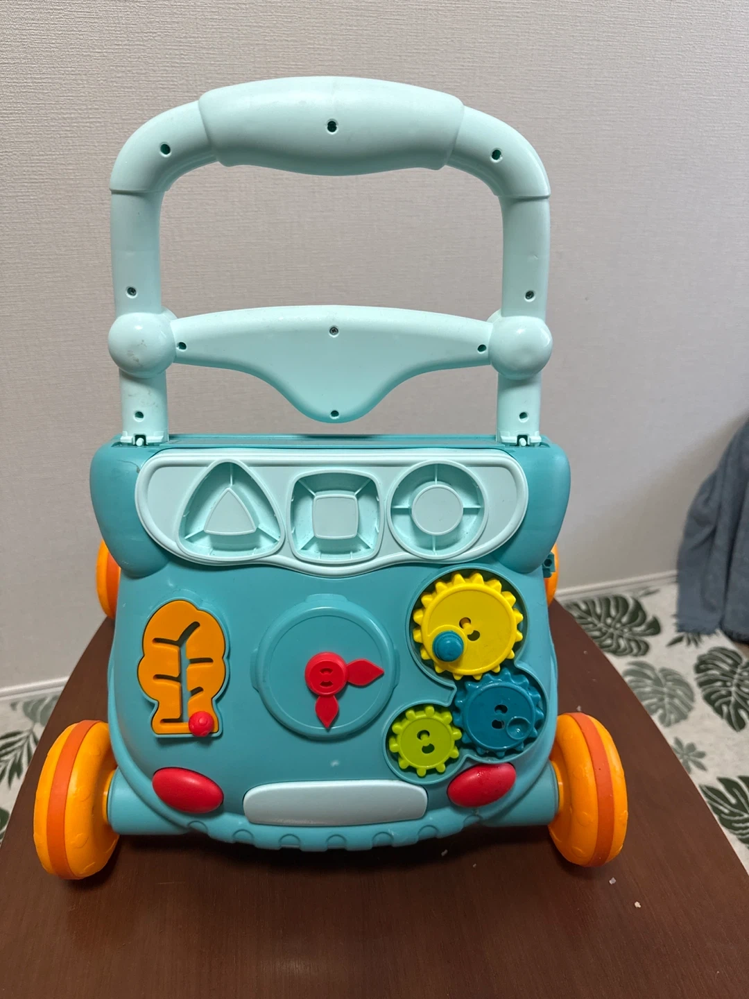 ベビー用歩行器