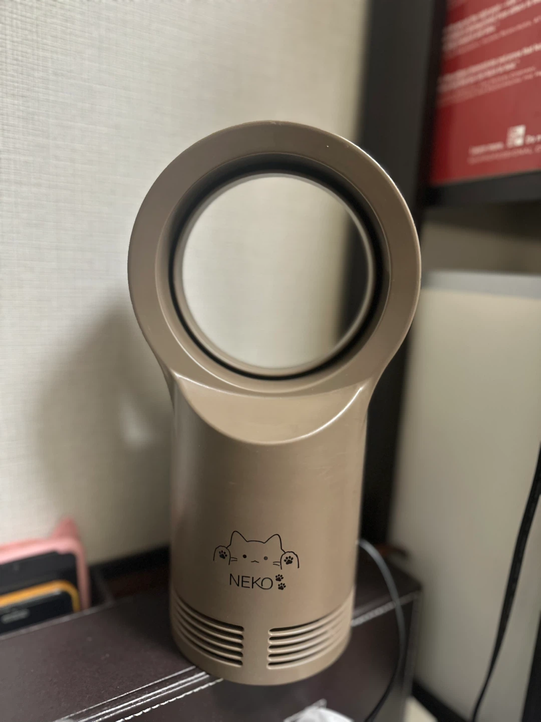 ネコ ファンヒーター
