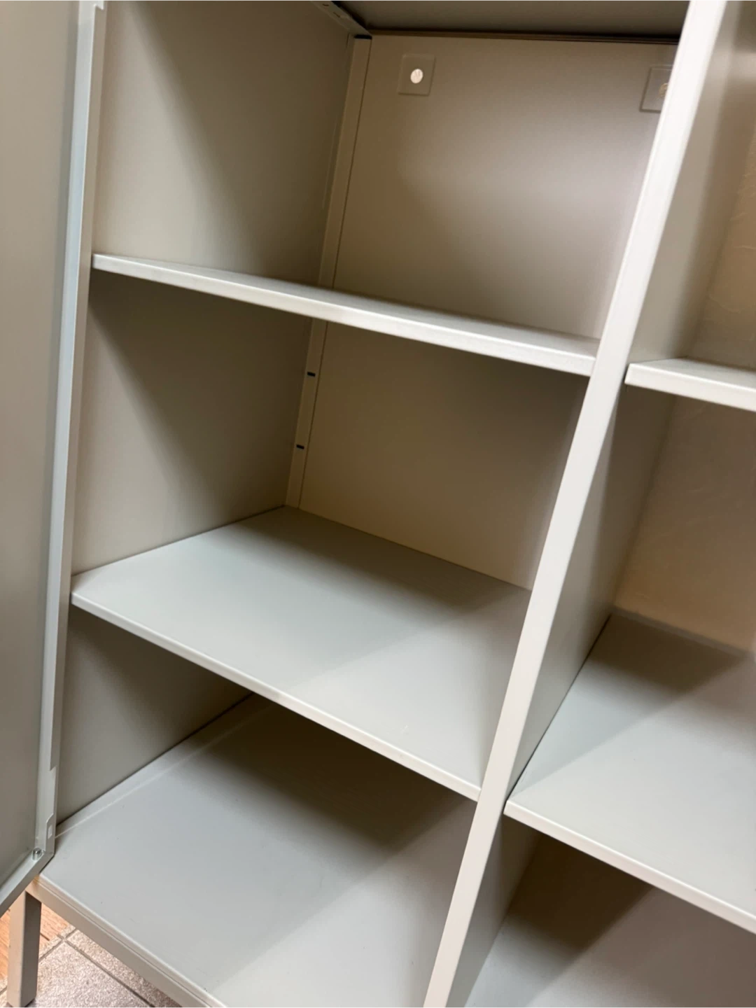 状態良好IKEA廃盤品IKEA(イケア)のTULLSTORP(トゥルストルプ)キャビネットの写真4枚目