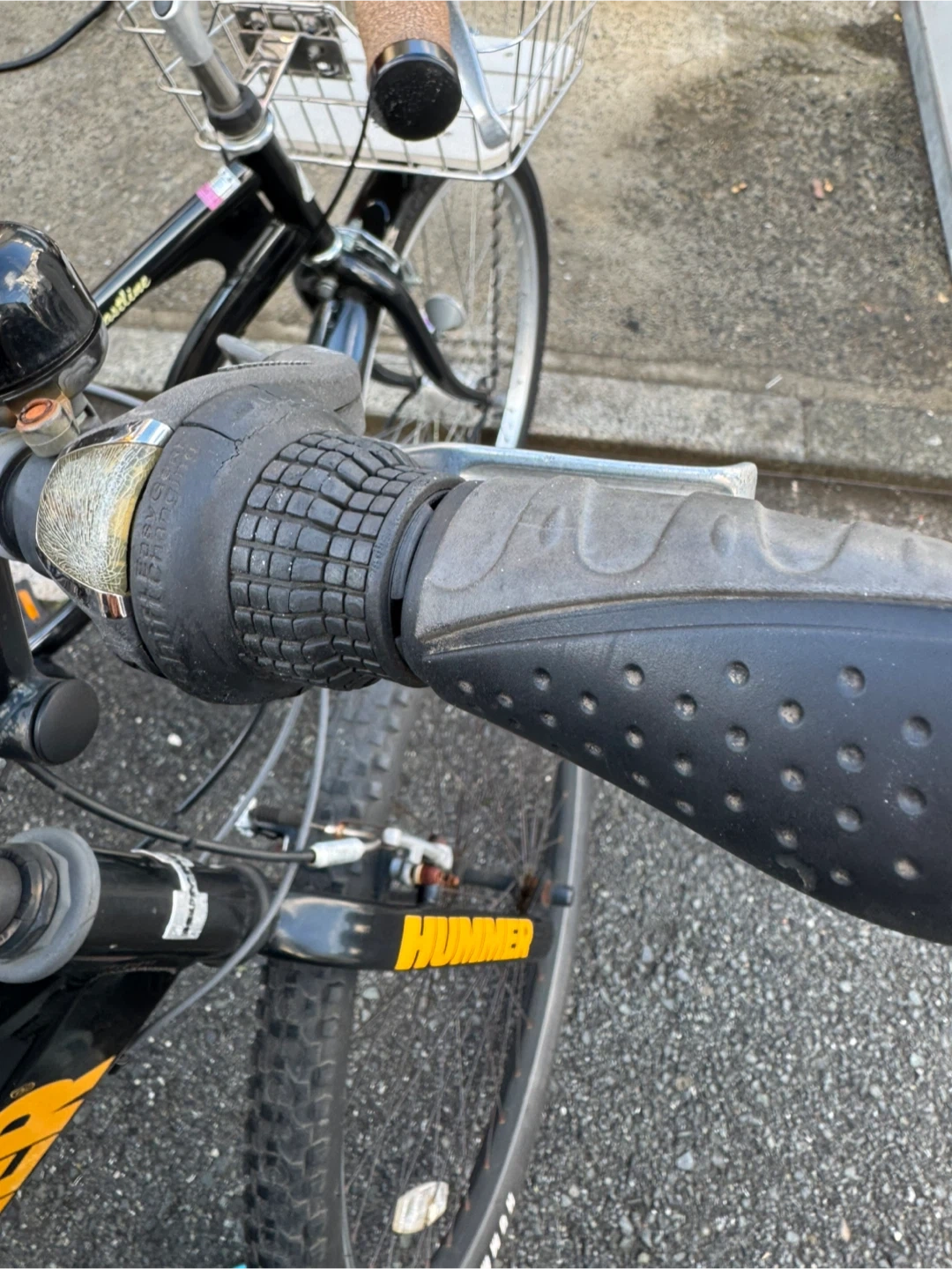 街乗りやロングライドにHUMMERマウンテンバイクの写真3枚目