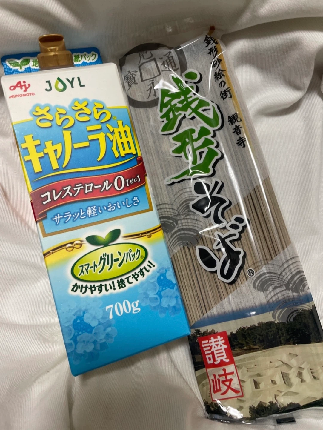 キャノーラ油と銭形そばのセット