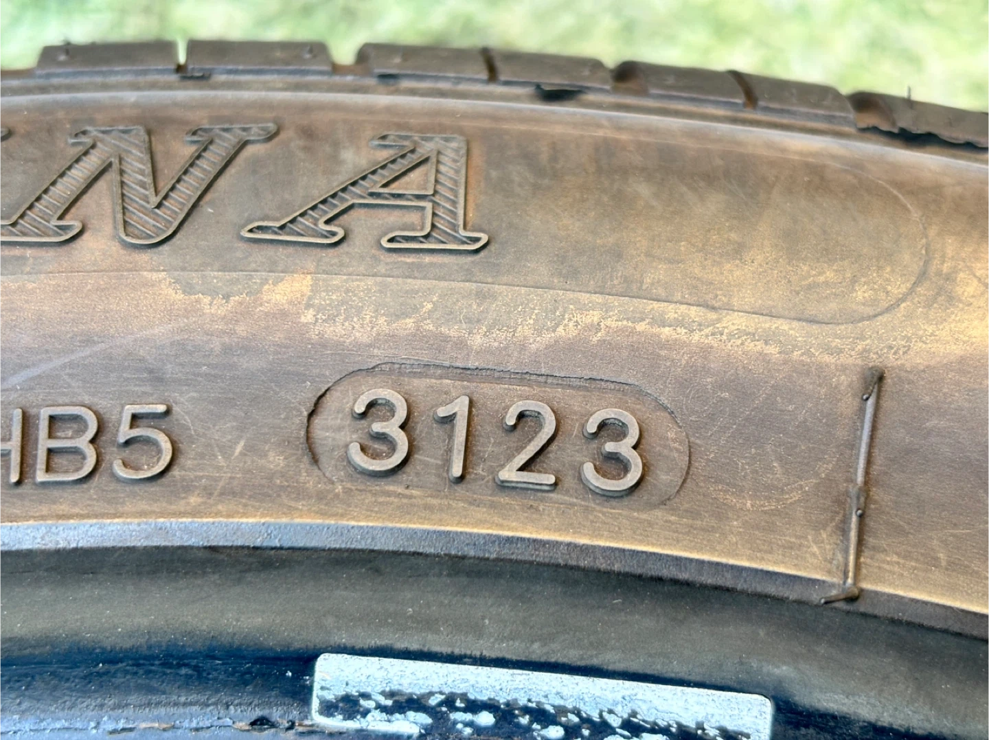 フォルトゥナ タイヤ 215/45R17 4本セットの写真6枚目