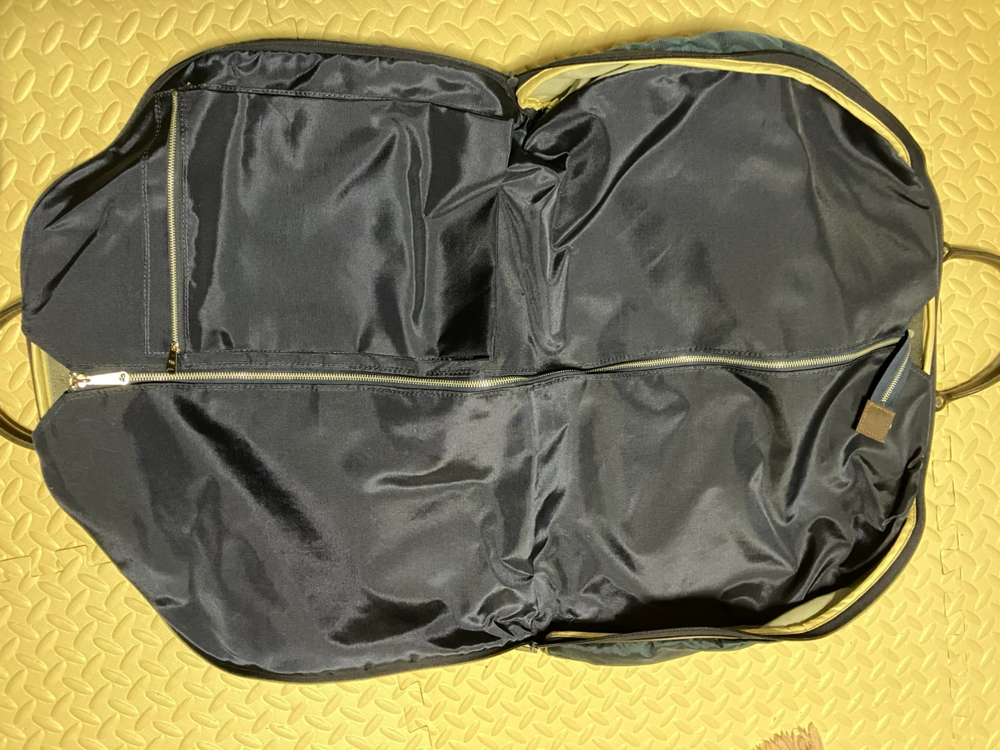 ☆他ご購入の方に差し上げます。スーツ用バッグの写真3枚目