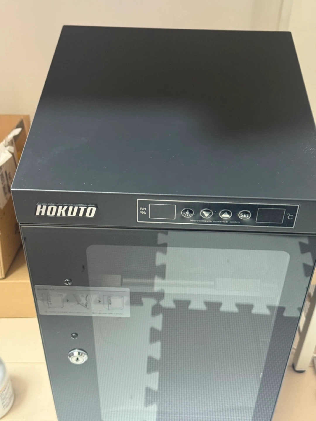 新品同様　ホクト　防湿庫　全自動保湿　カメラ、カード保管庫の写真2枚目