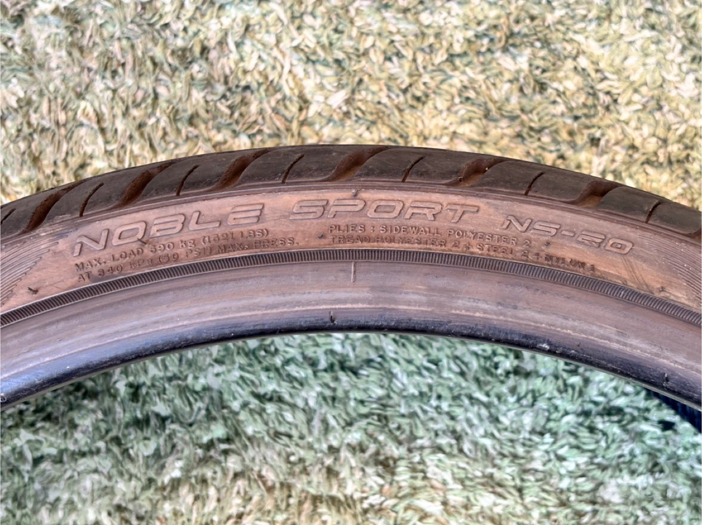 2023年製 NANKANG NS-20 245/30R22 95W XLの写真5枚目