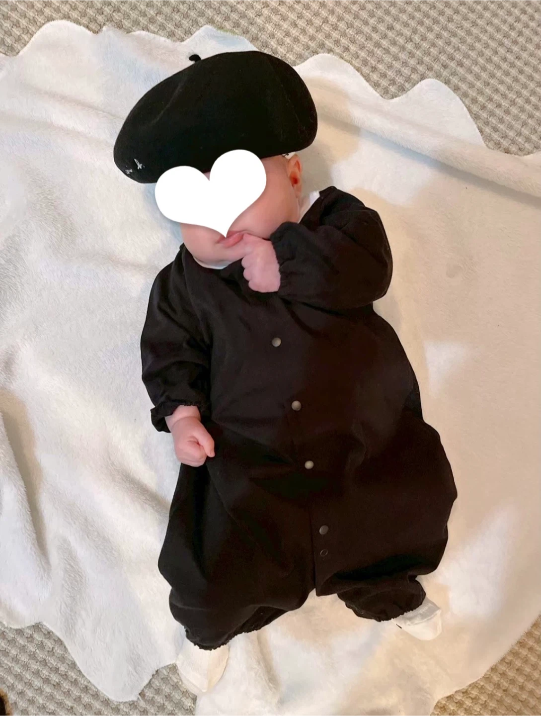 【アニエスベー】  ベビー服3点セット ロンパース 帽子 ソックスの写真4枚目