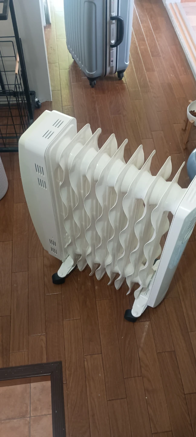 IRISOHYAMA オイルヒーターの写真2枚目