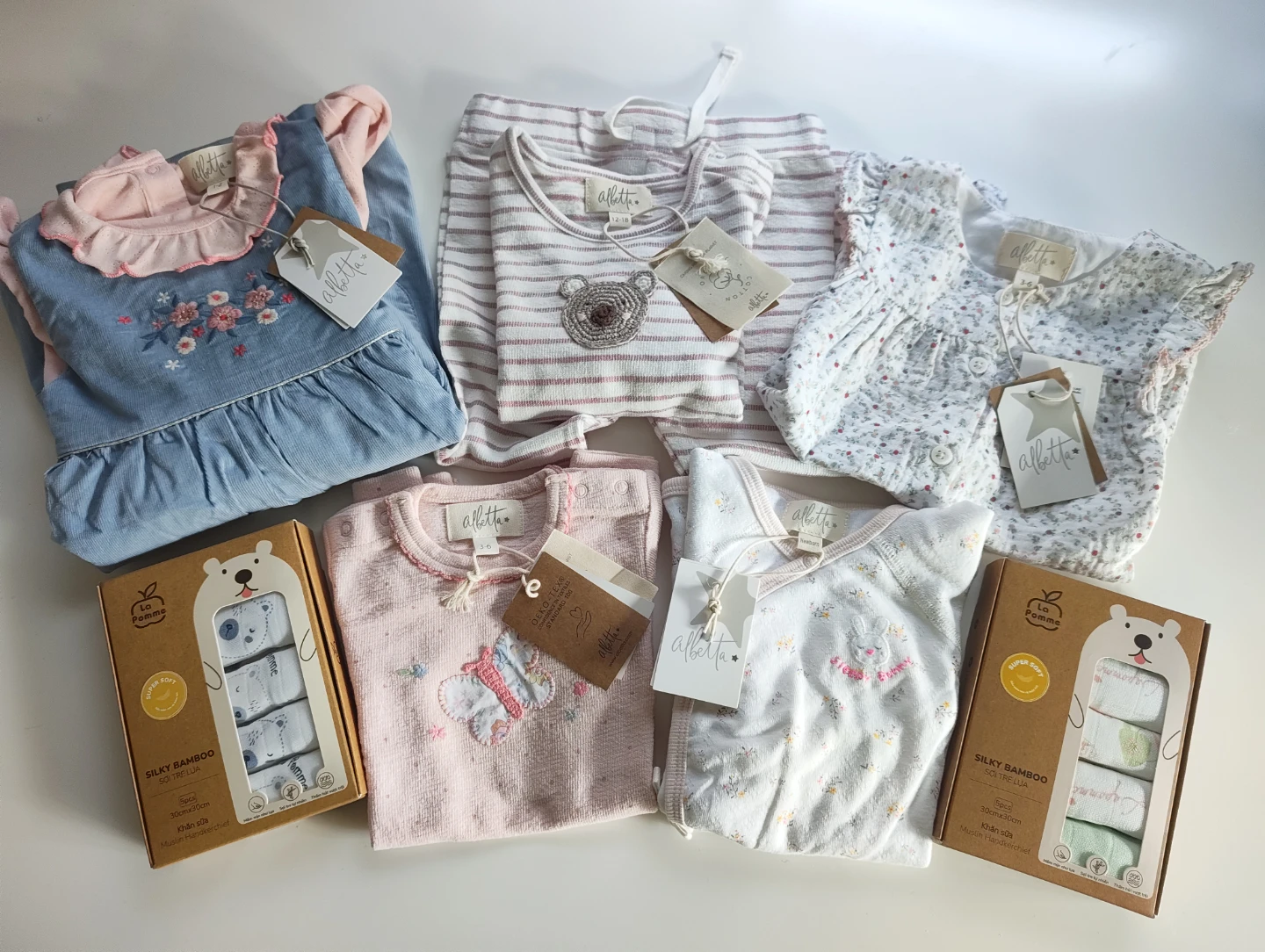 新品 / アルベッタ ベビー服セットの写真2枚目