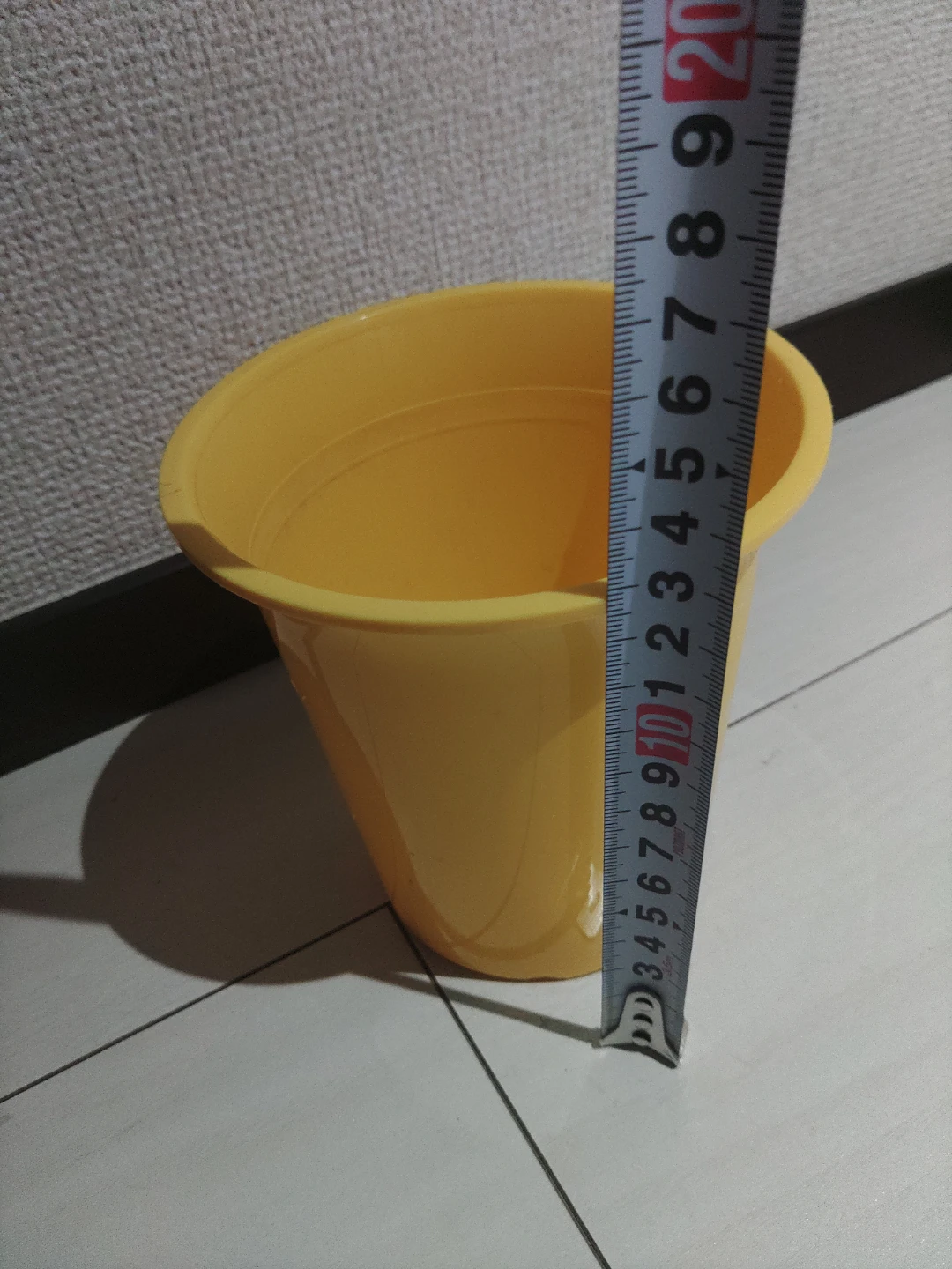 植木鉢 /黄色の写真5枚目