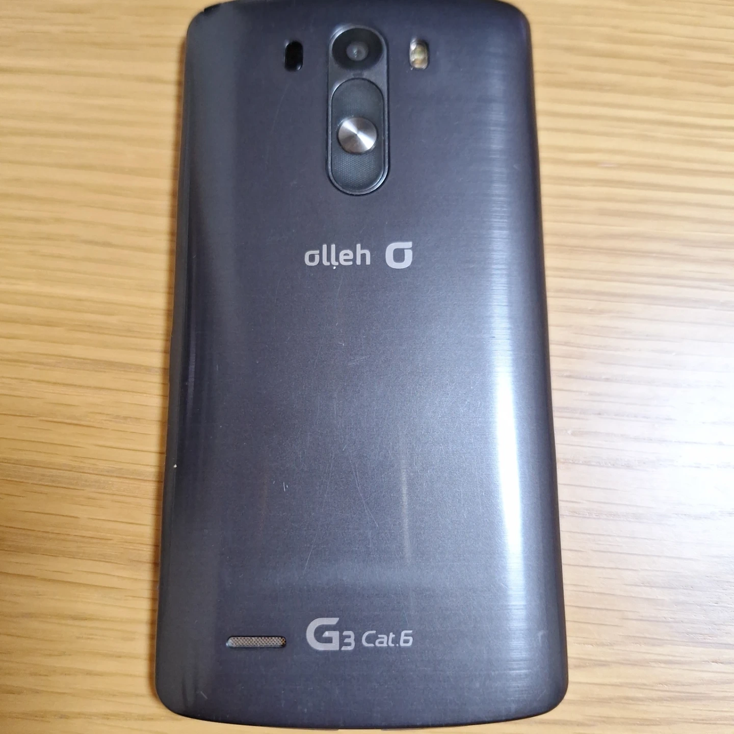 LG G3 Cat.6 スマートフォンの写真4枚目