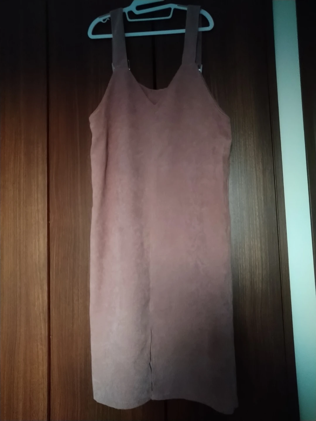 新品サロペットスカート Mサイズの写真2枚目