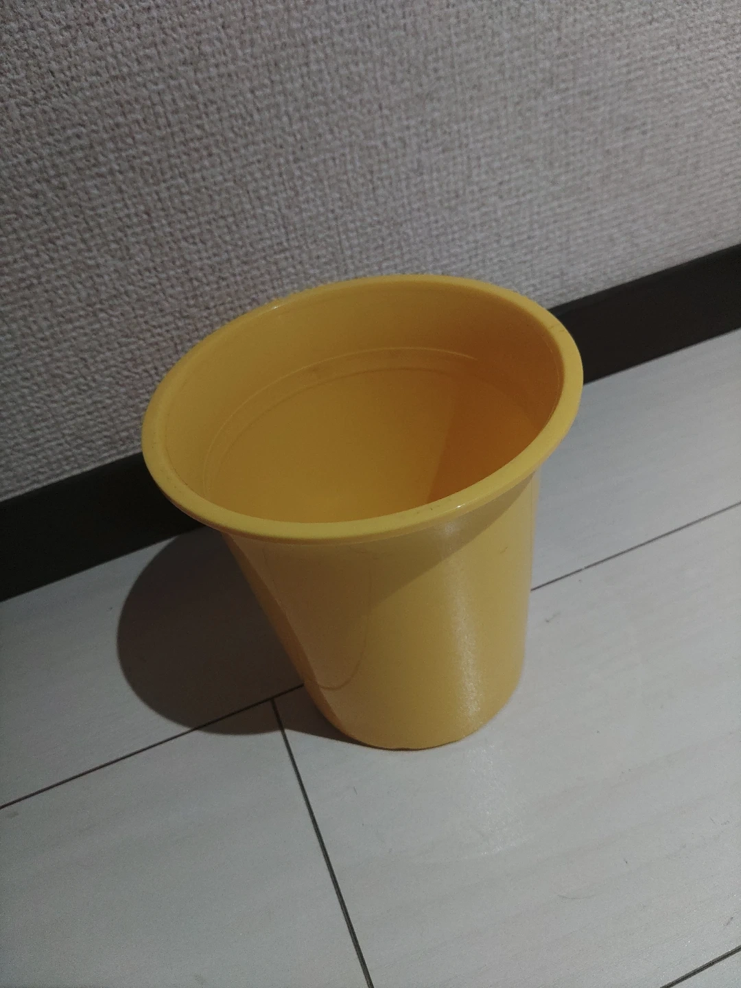 植木鉢 /黄色