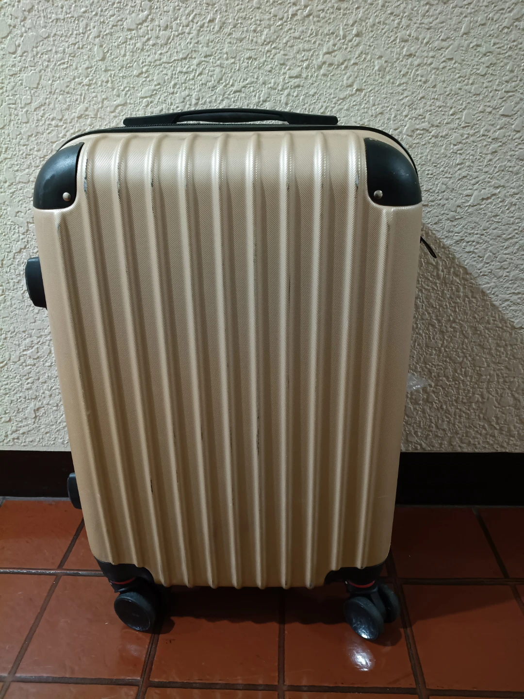 機内持ち込みスーツケース　TSAロック
