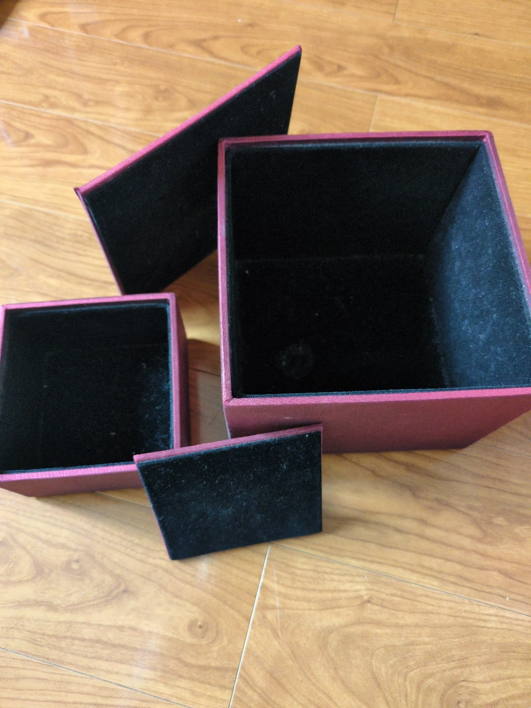 シルク貼り 小物入れ 2個セットの写真2枚目