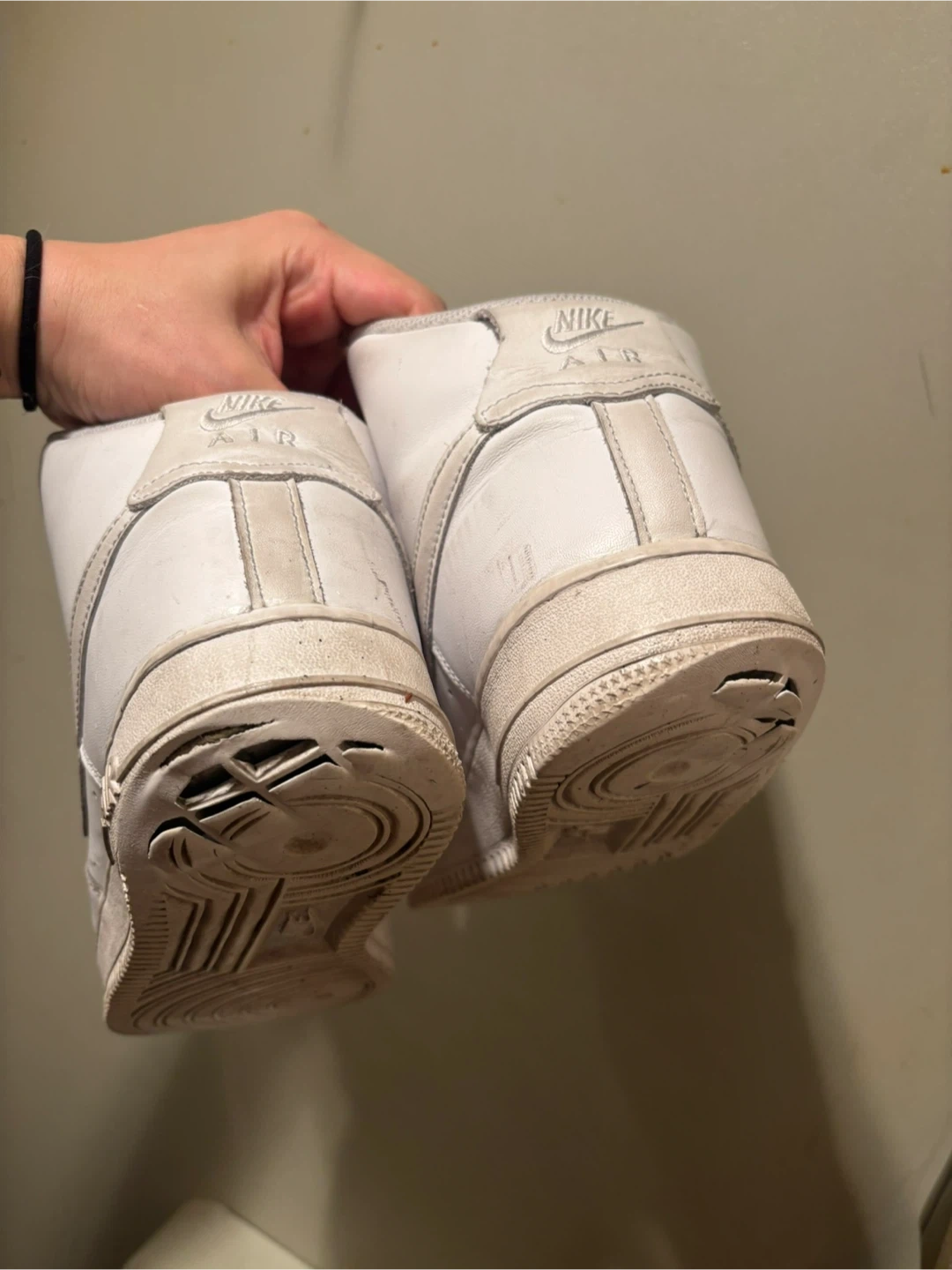 NIKE エアフォース1 ハイカットの写真3枚目