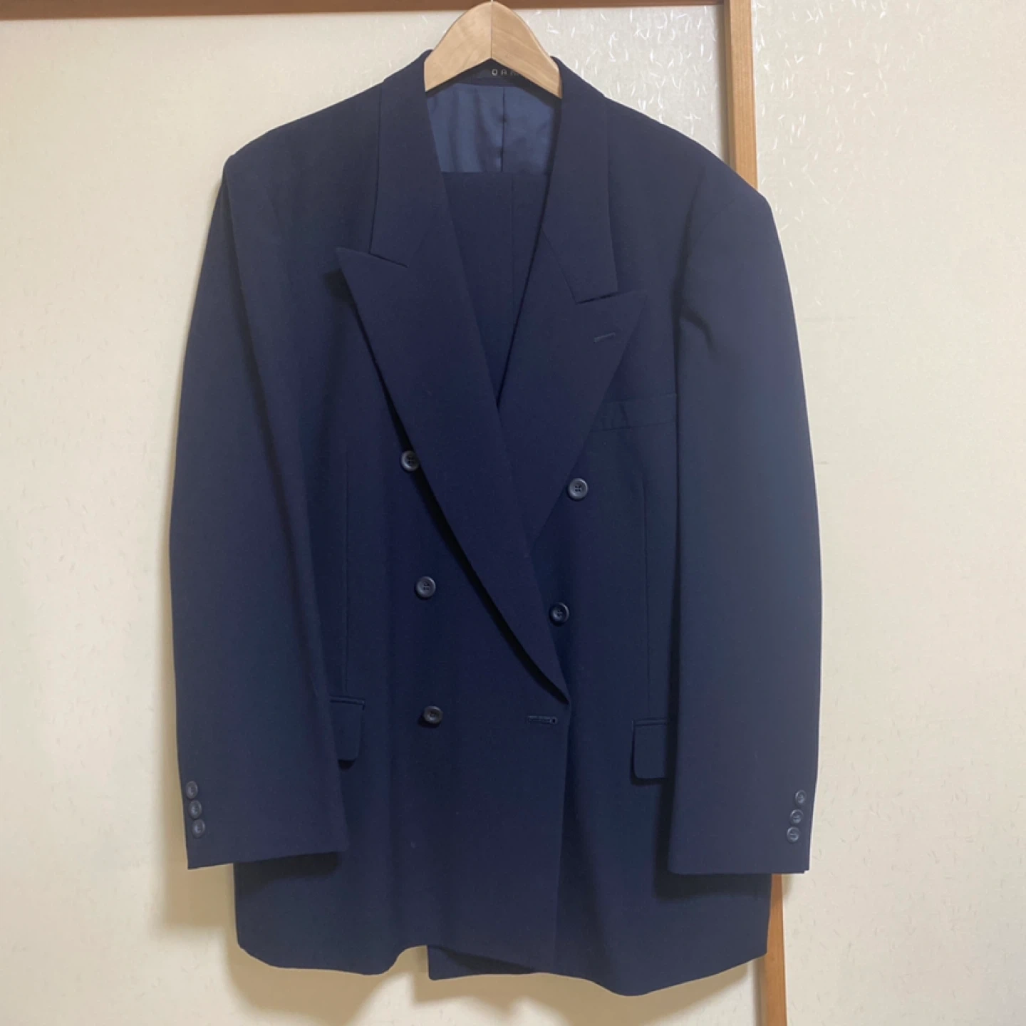 スーツ