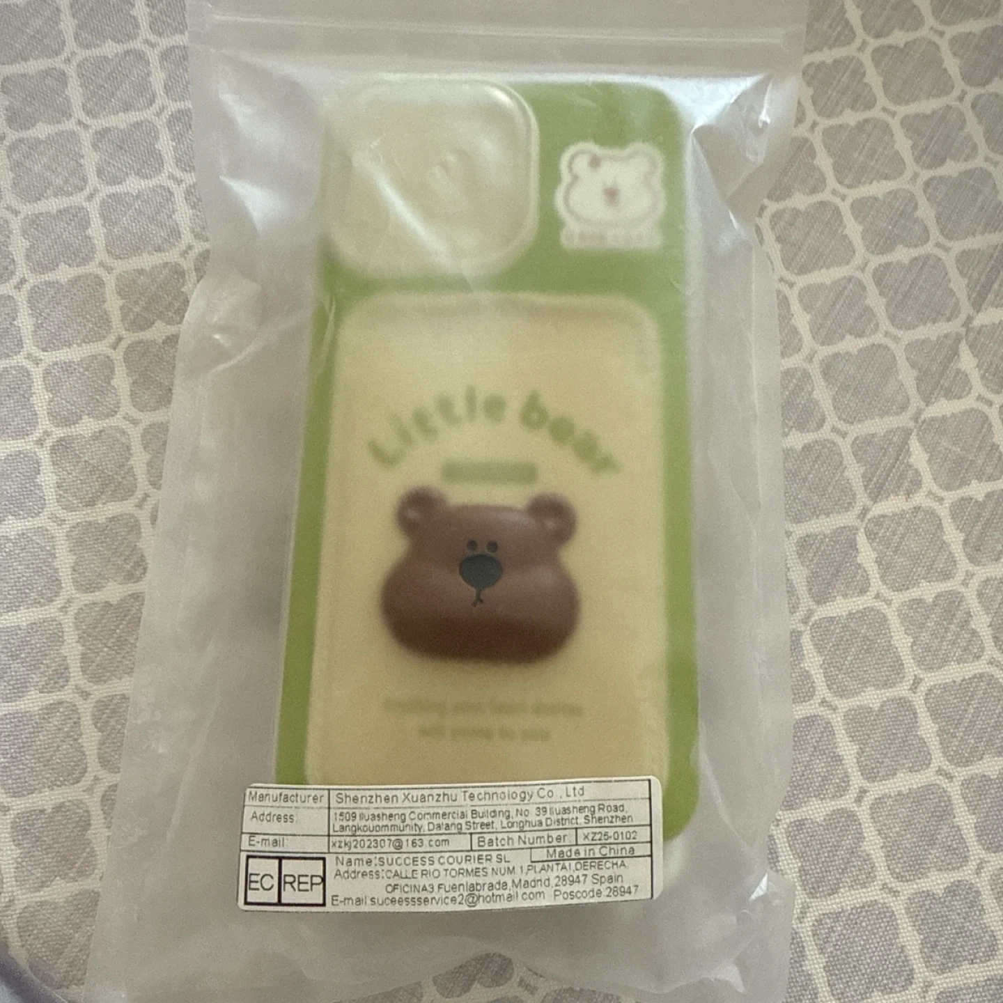 スマホケース iPhone13Pro ストラップ付きの写真5枚目