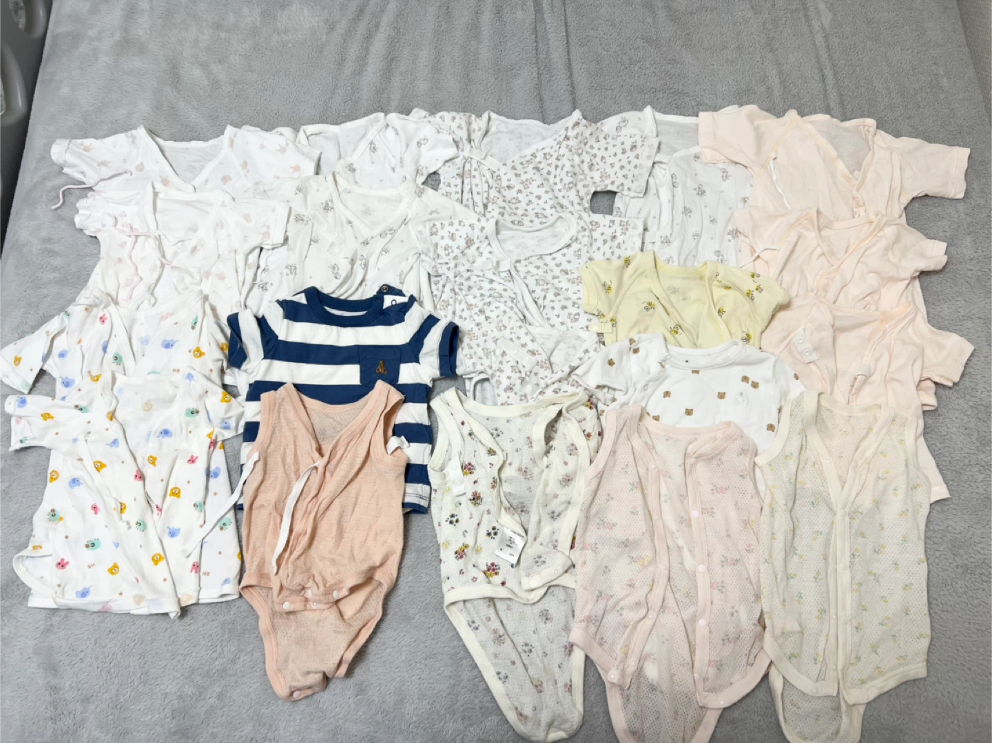 【50〜60サイズ】女の子ベビー服まとめ売り　ファミリアやミキハウスも一部ありの写真3枚目