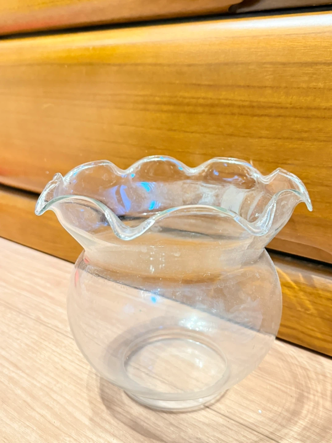 ガラス製花瓶