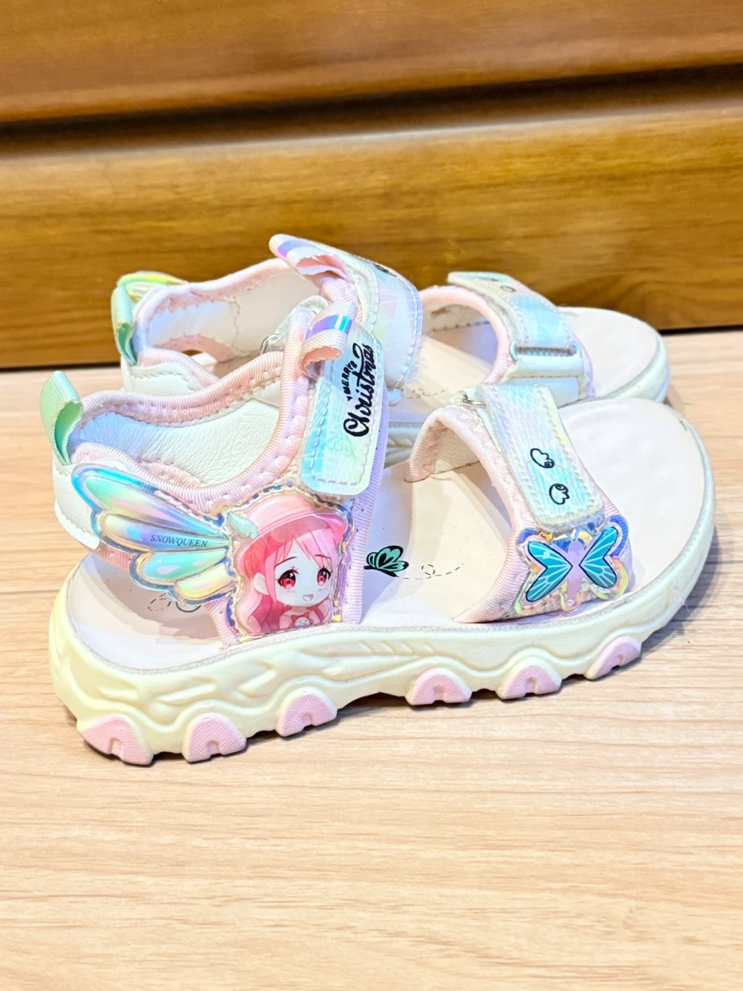 キッズ サンダルの写真2枚目