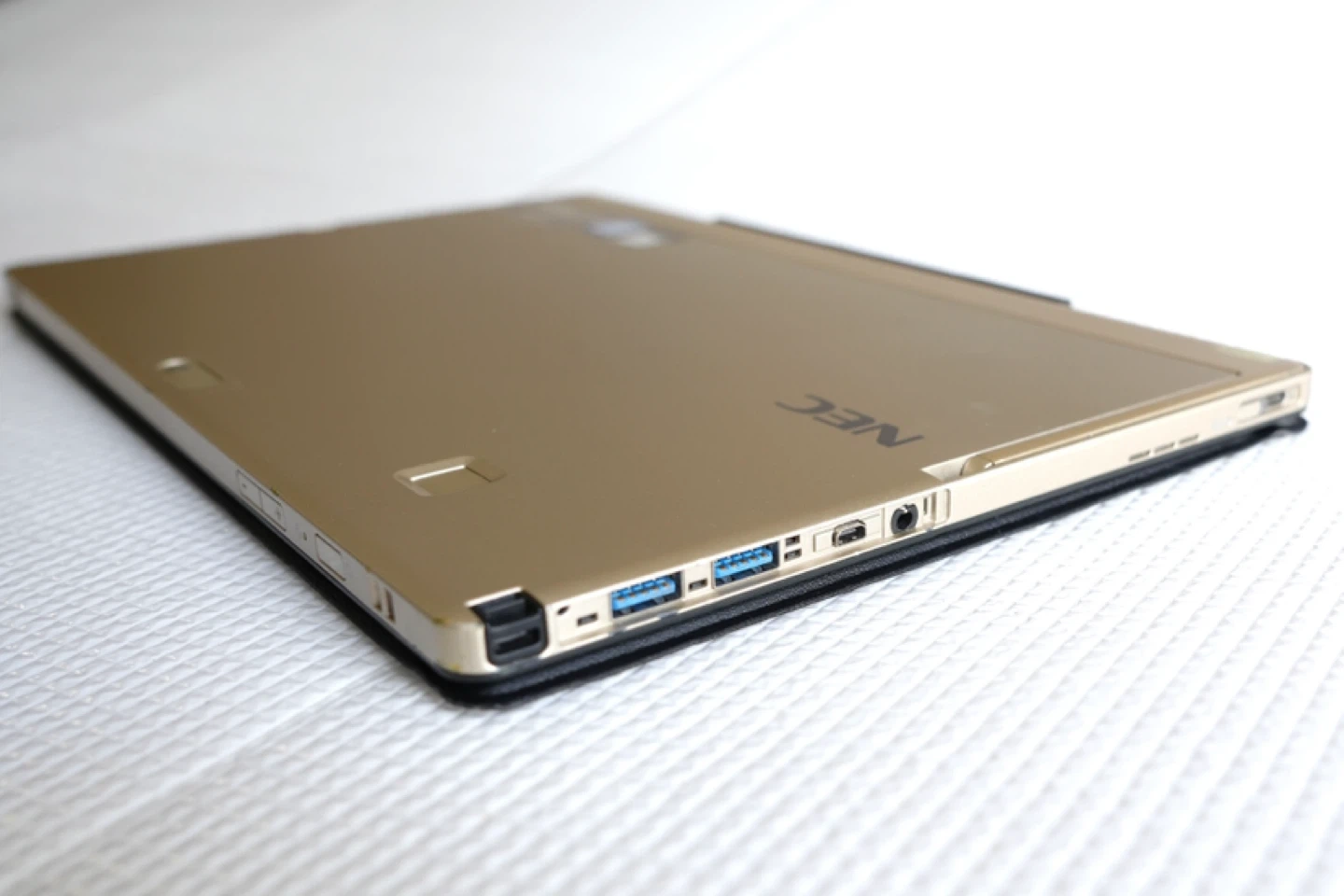 美品 高速 NEC タブレット core i5 +SSD128GB +8GBの写真5枚目