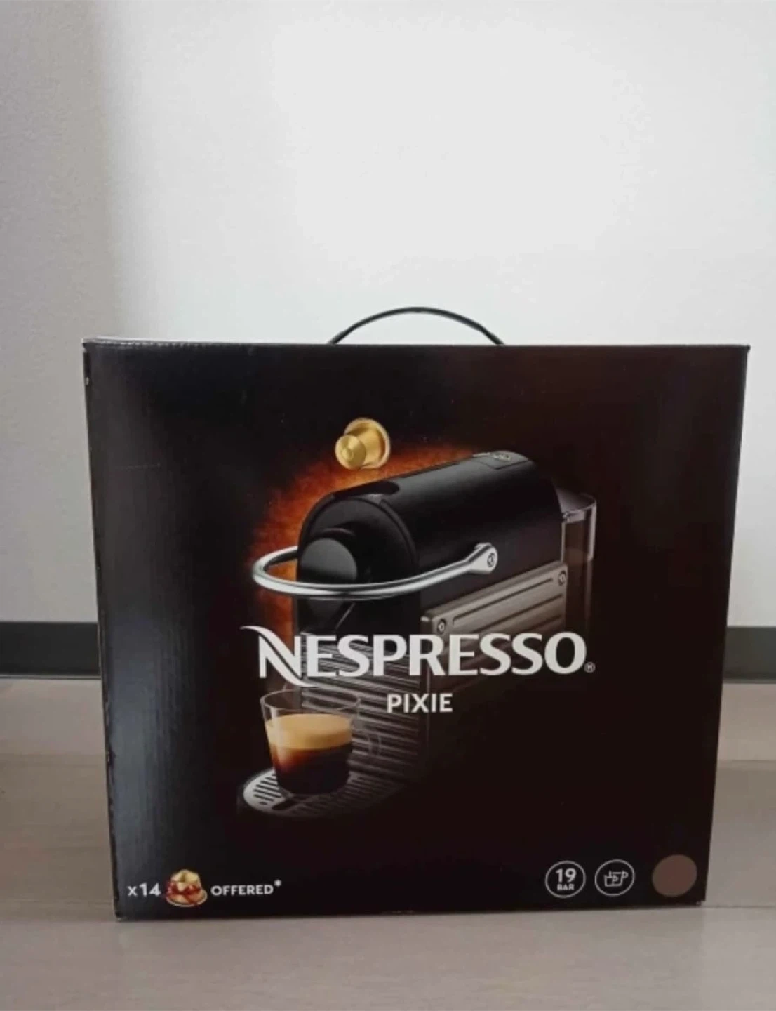 ネスプレッソ PIXIE コーヒーメーカー. NESPRESSOの写真6枚目