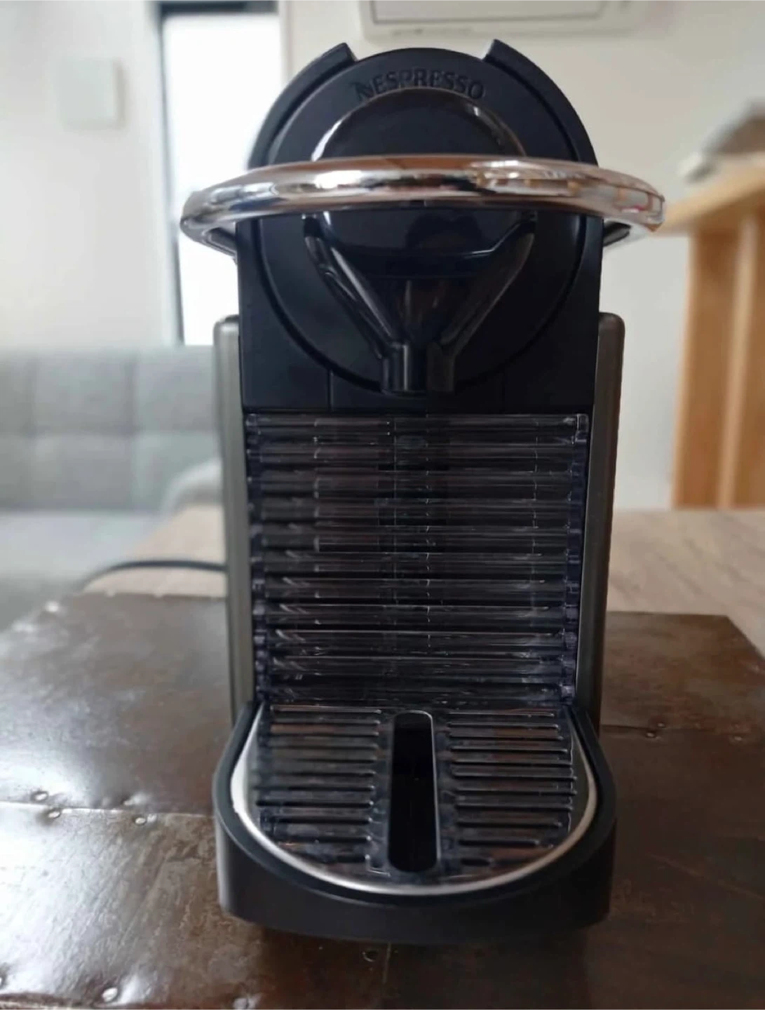 ネスプレッソ PIXIE コーヒーメーカー. NESPRESSOの写真3枚目
