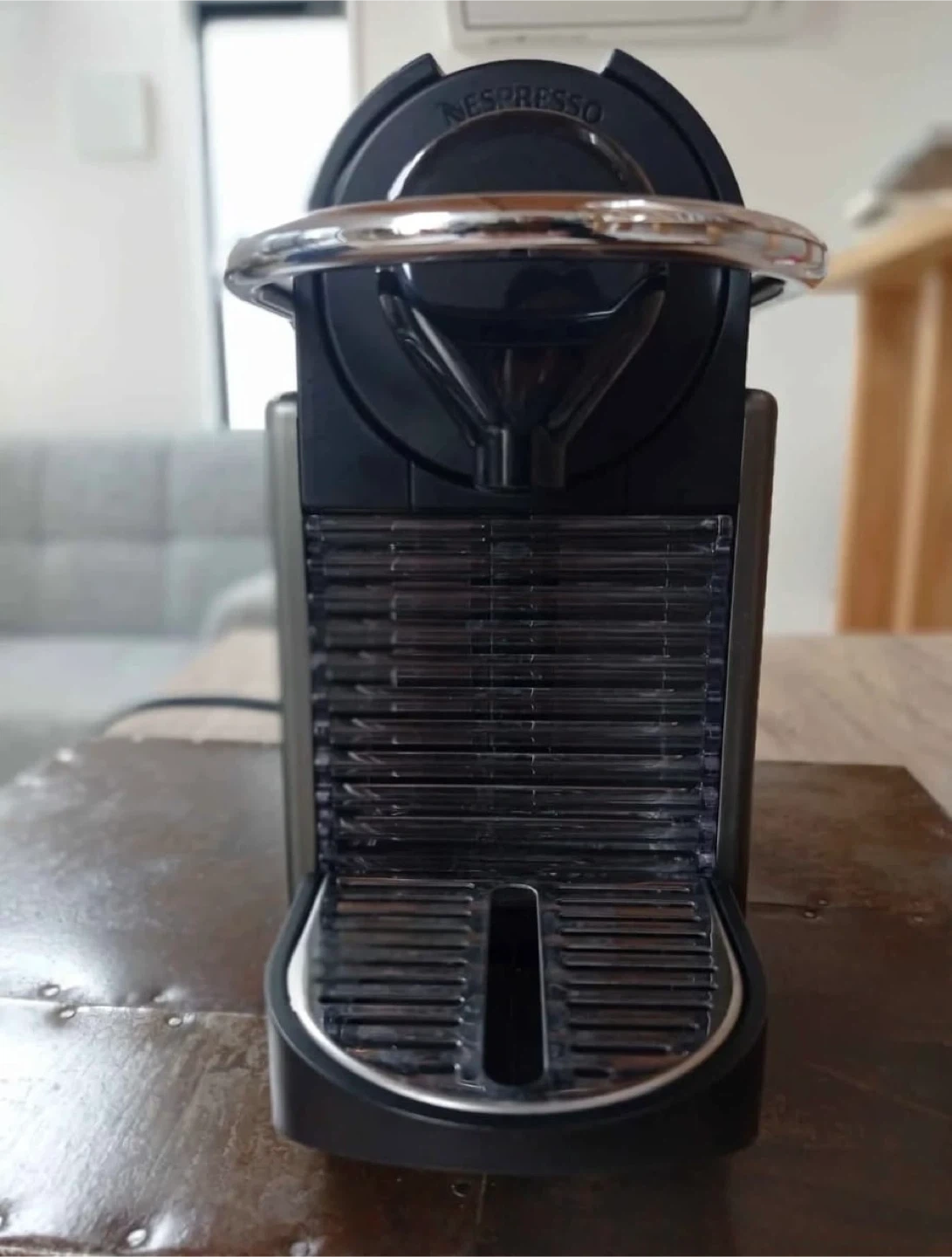 ネスプレッソ PIXIE コーヒーメーカー. NESPRESSOの写真3枚目
