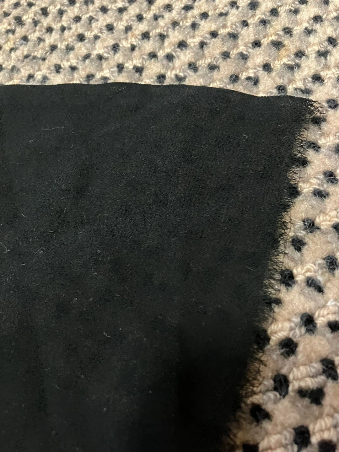 黒色ジョーゼット生地200×96の写真2枚目