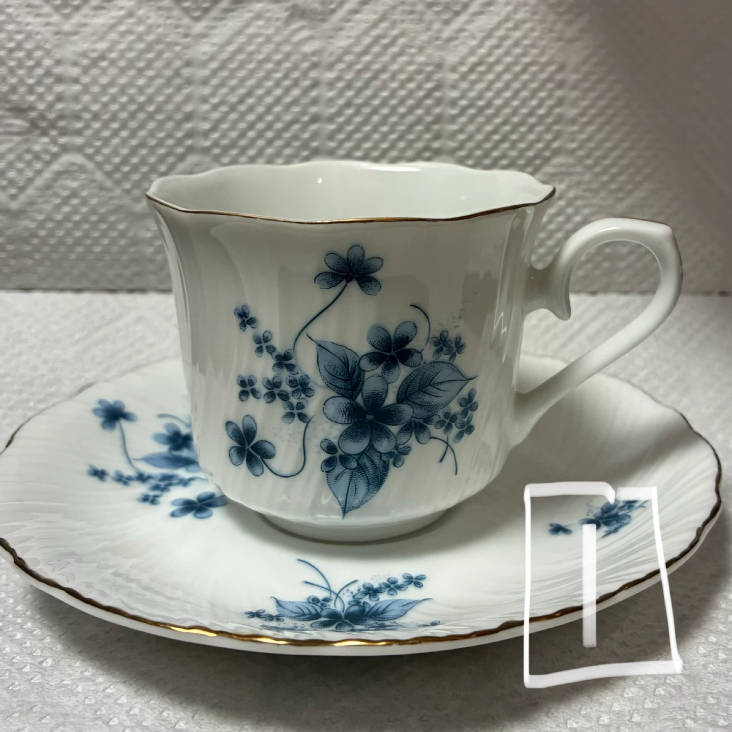 Meowさま　花柄　コップ3点セット　中古