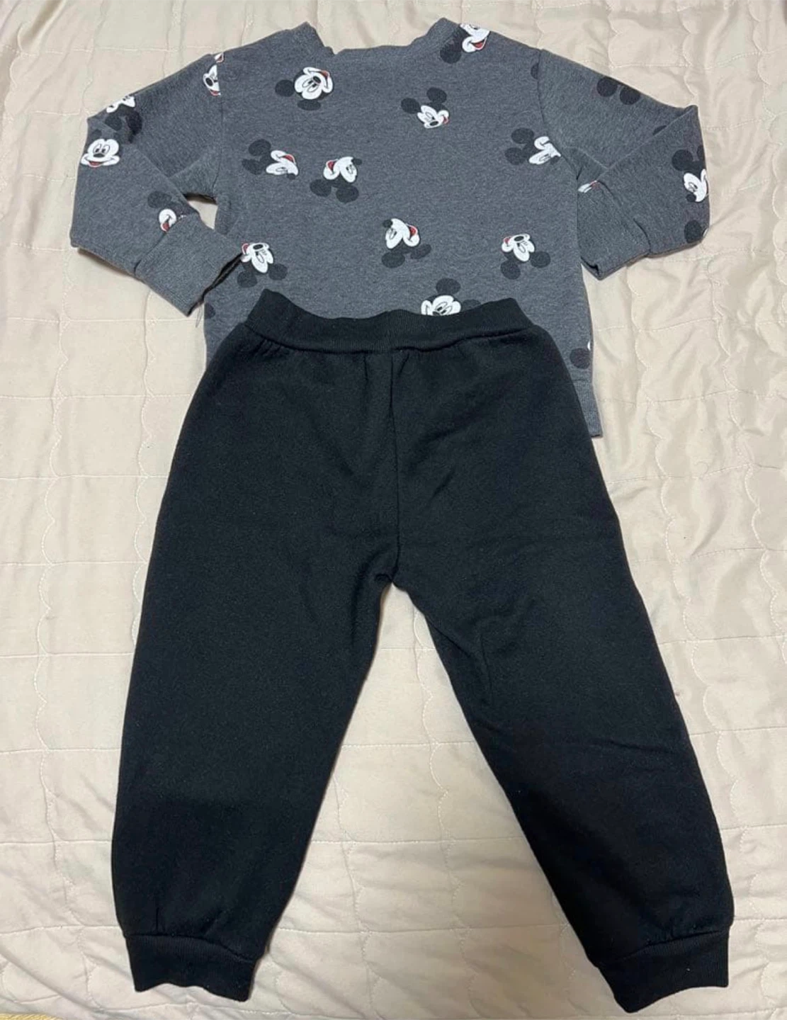 ディズニー ミッキー キッズ スウェット セットアップ 95cmの写真2枚目