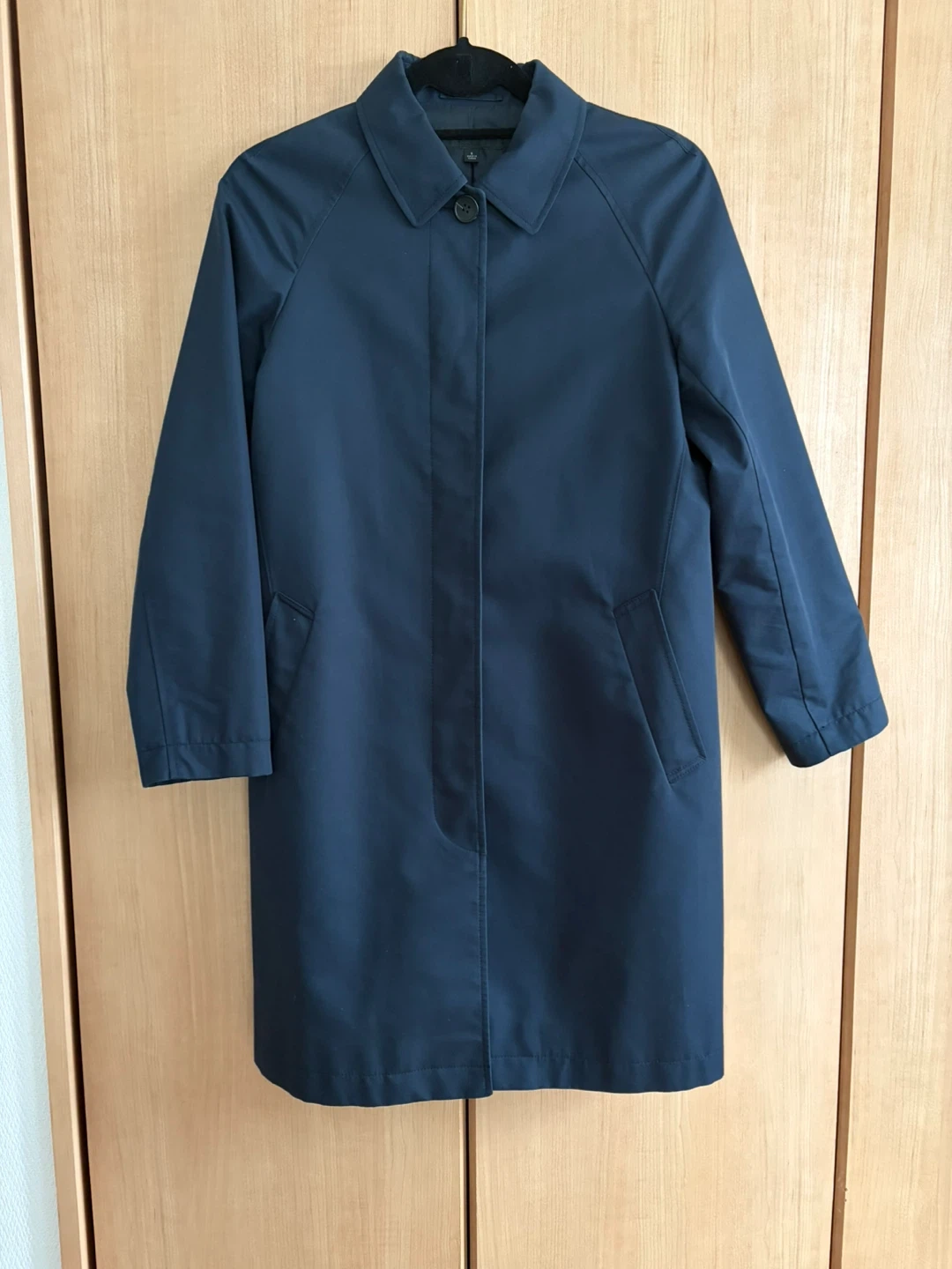 UNIQLO ステンカラーコート ネイビーSサイズの写真2枚目
