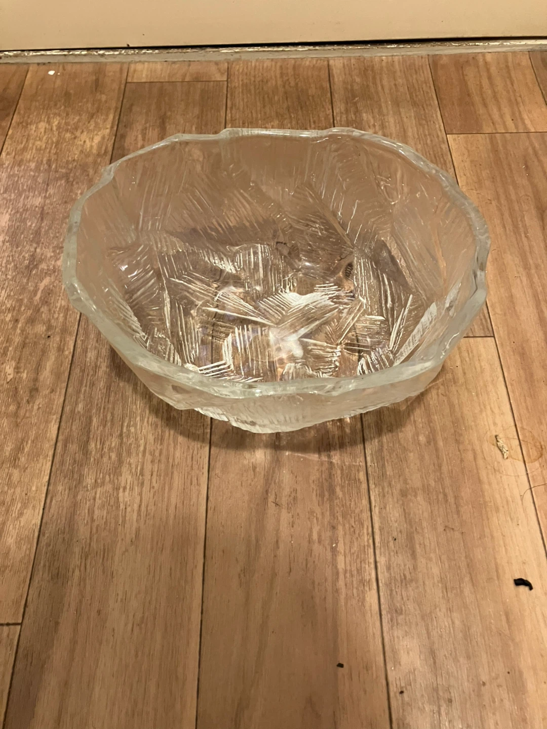 ガラス製ボウル