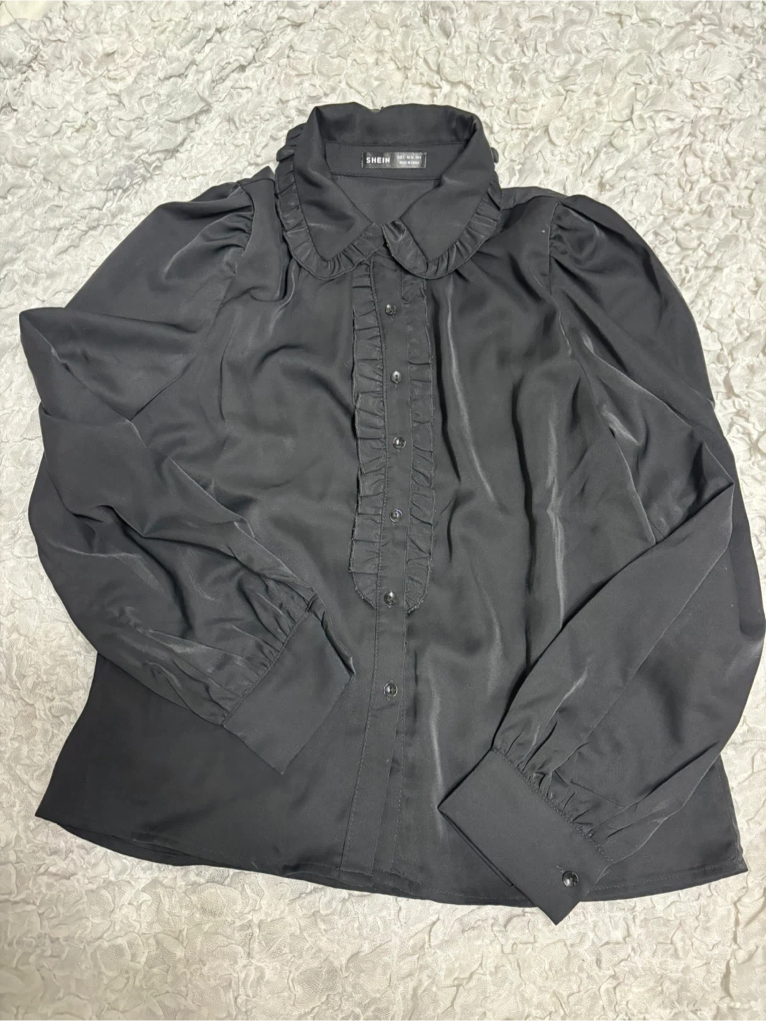 SHEIN フリルブラウス Sサイズ 白黒2枚のイロチセットで 中古品の写真4枚目
