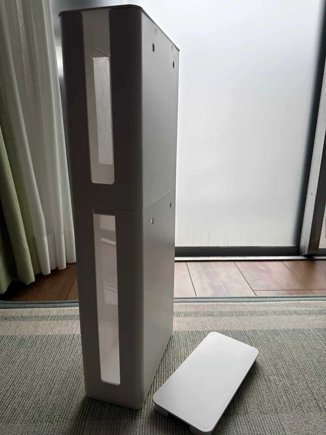 山崎実業(Yamazaki) 重ねられる スリム 蓋付き ルーター収納ケース ホワイトの写真6枚目