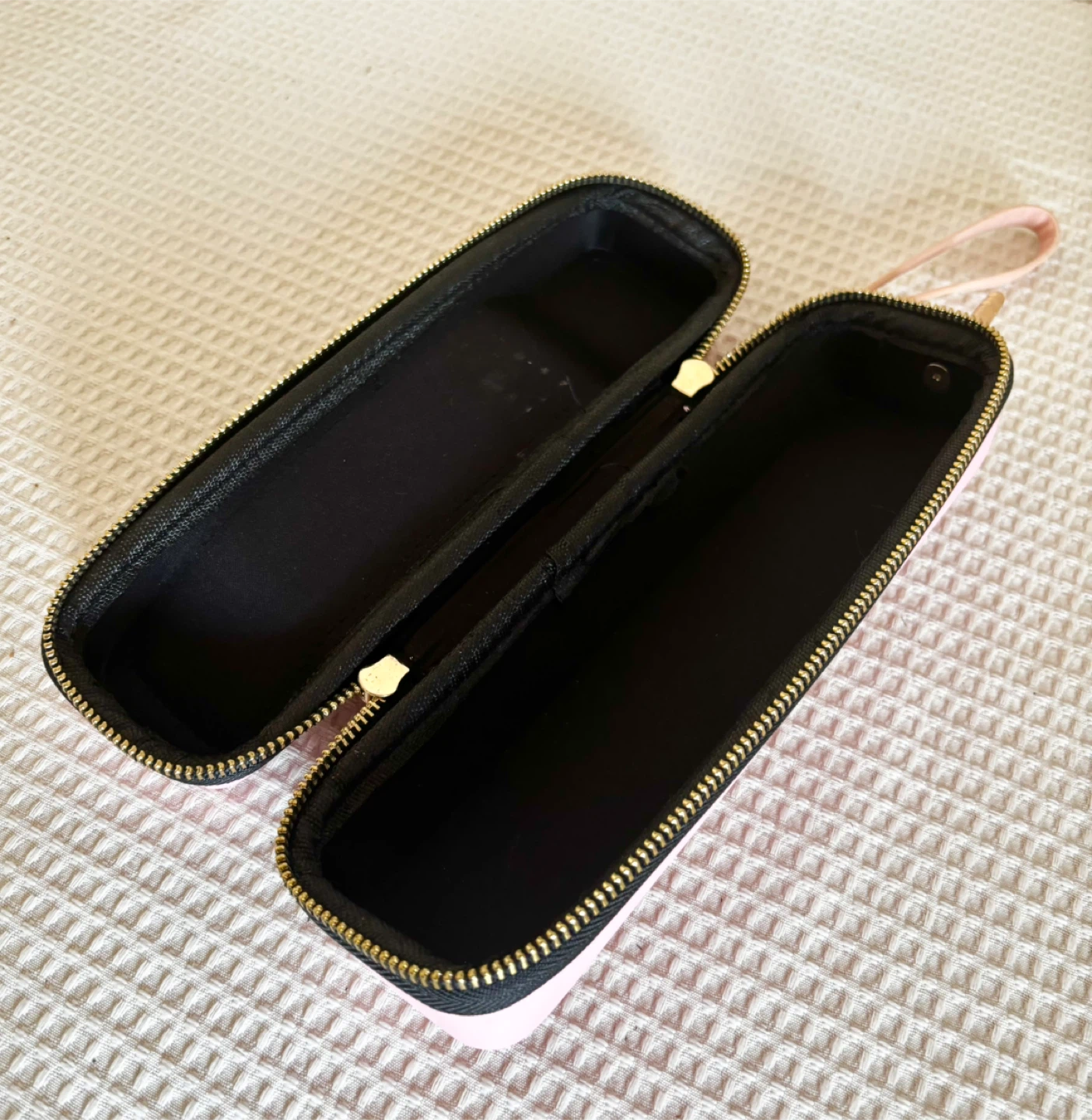 昔の？携帯電話機型ペンケース 面白グッズ　小物いれ　ピンクの写真4枚目