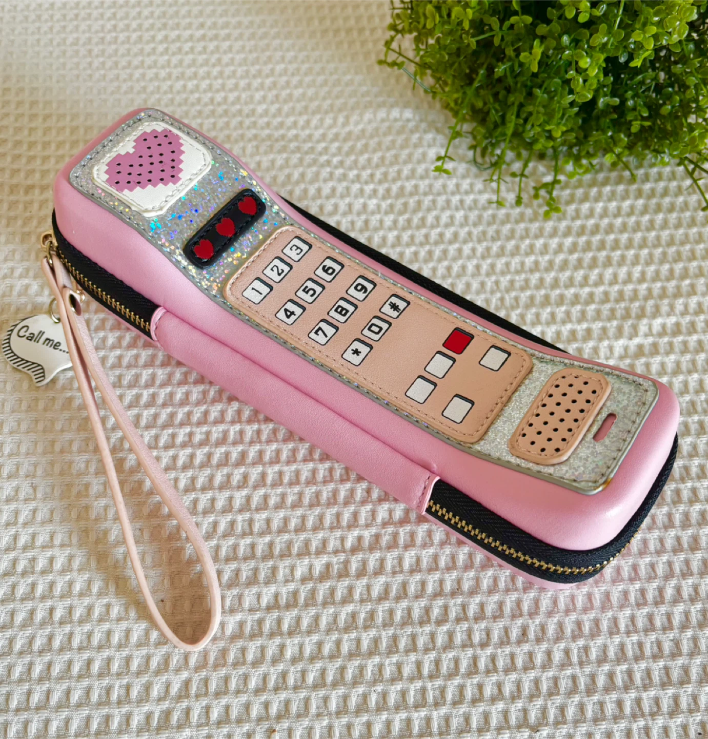 昔の？携帯電話機型ペンケース 面白グッズ　小物いれ　ピンク