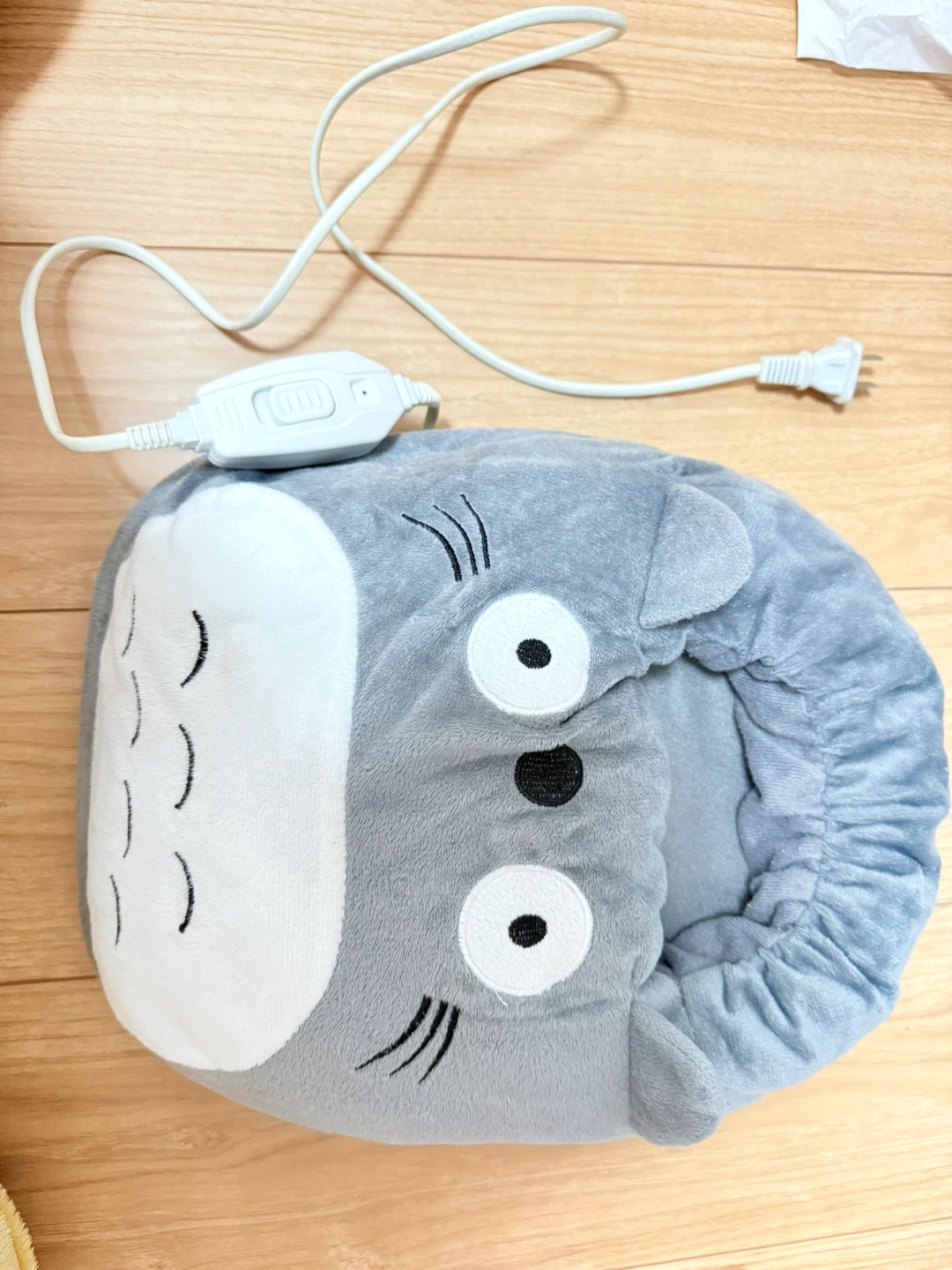 トトロ 電気足温器