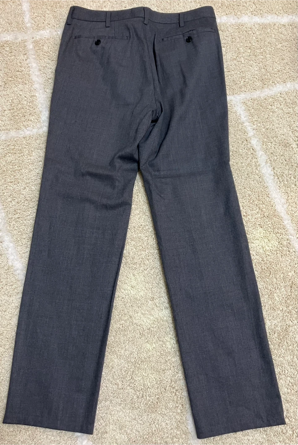 ユニクロ パンツ グレーの写真2枚目