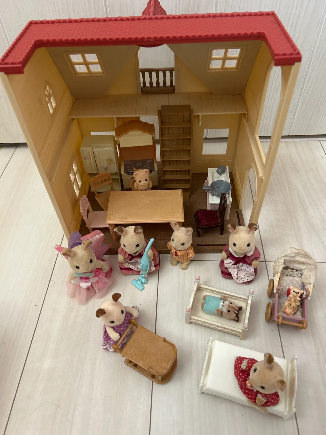 値下げしました！シルバニアファミリー 家具・人形セットの写真6枚目