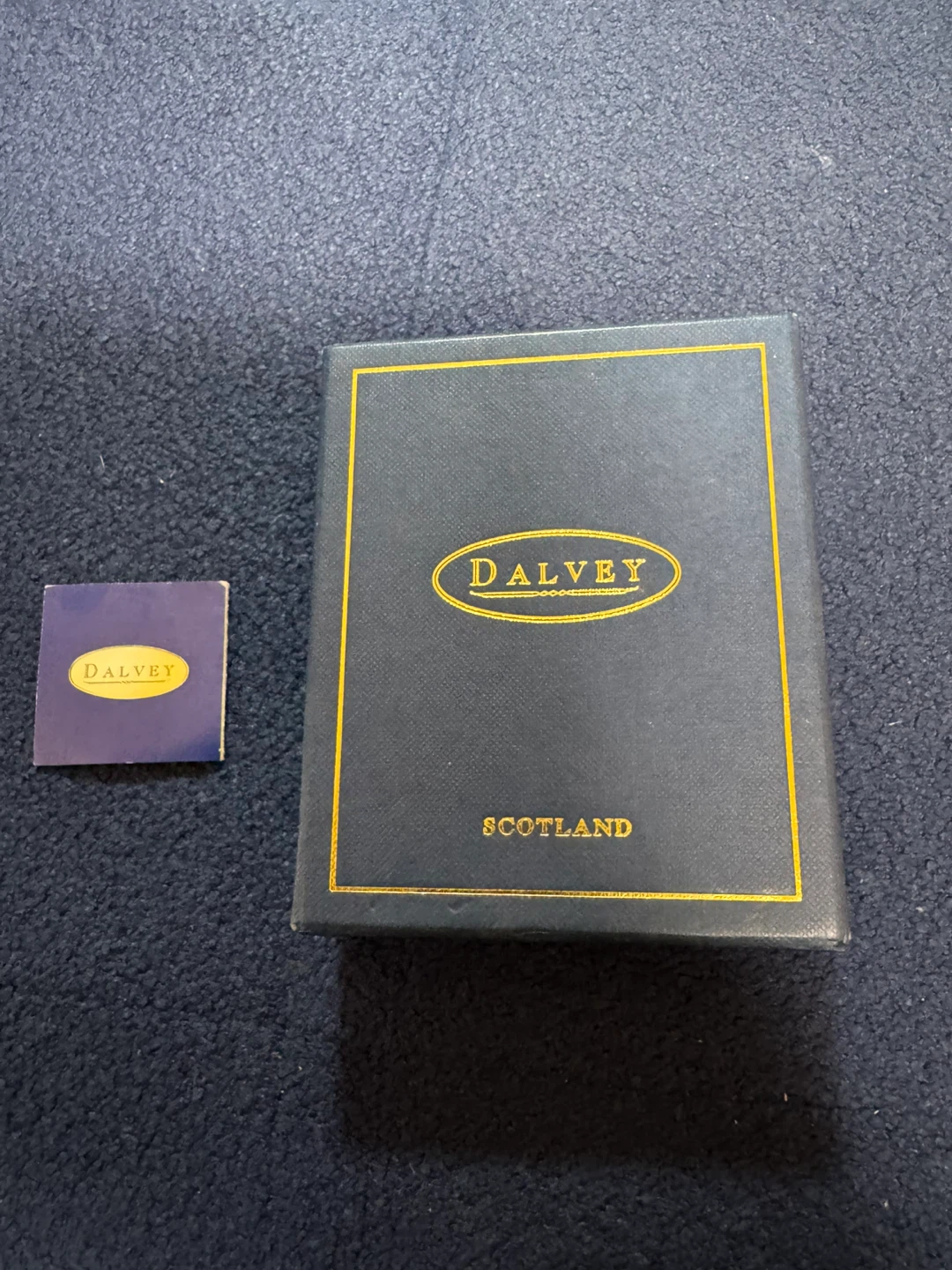 スコットランドのDALVEYのVOYAGER時計です。