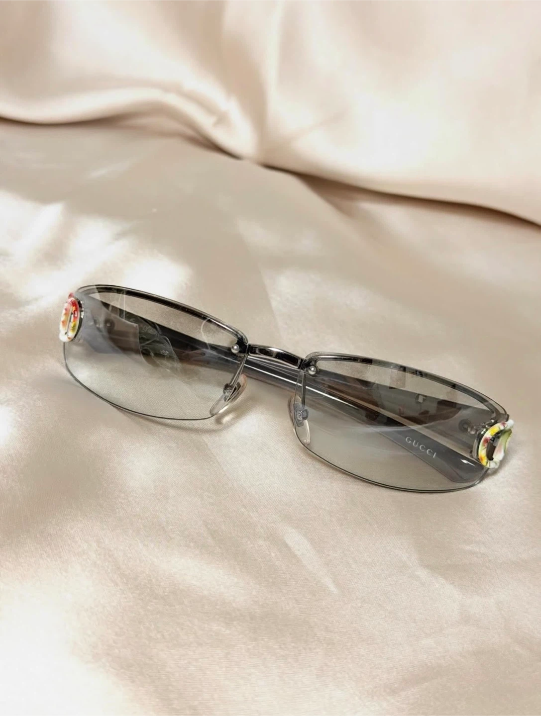 GUCCI グレー サングラス GG 2743/F/Sの写真2枚目