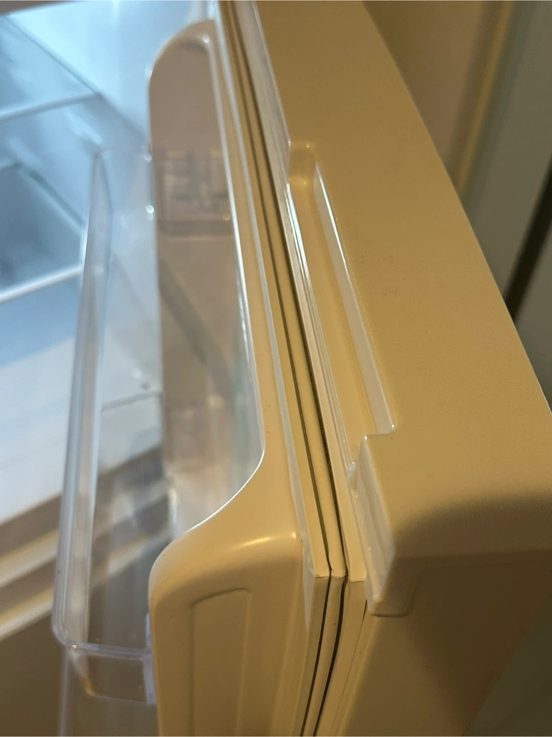ノンフロン冷凍冷蔵庫 2025年製 121L 半年ほど使用/Non-CFC refrigerator (121L, 2025)の写真3枚目