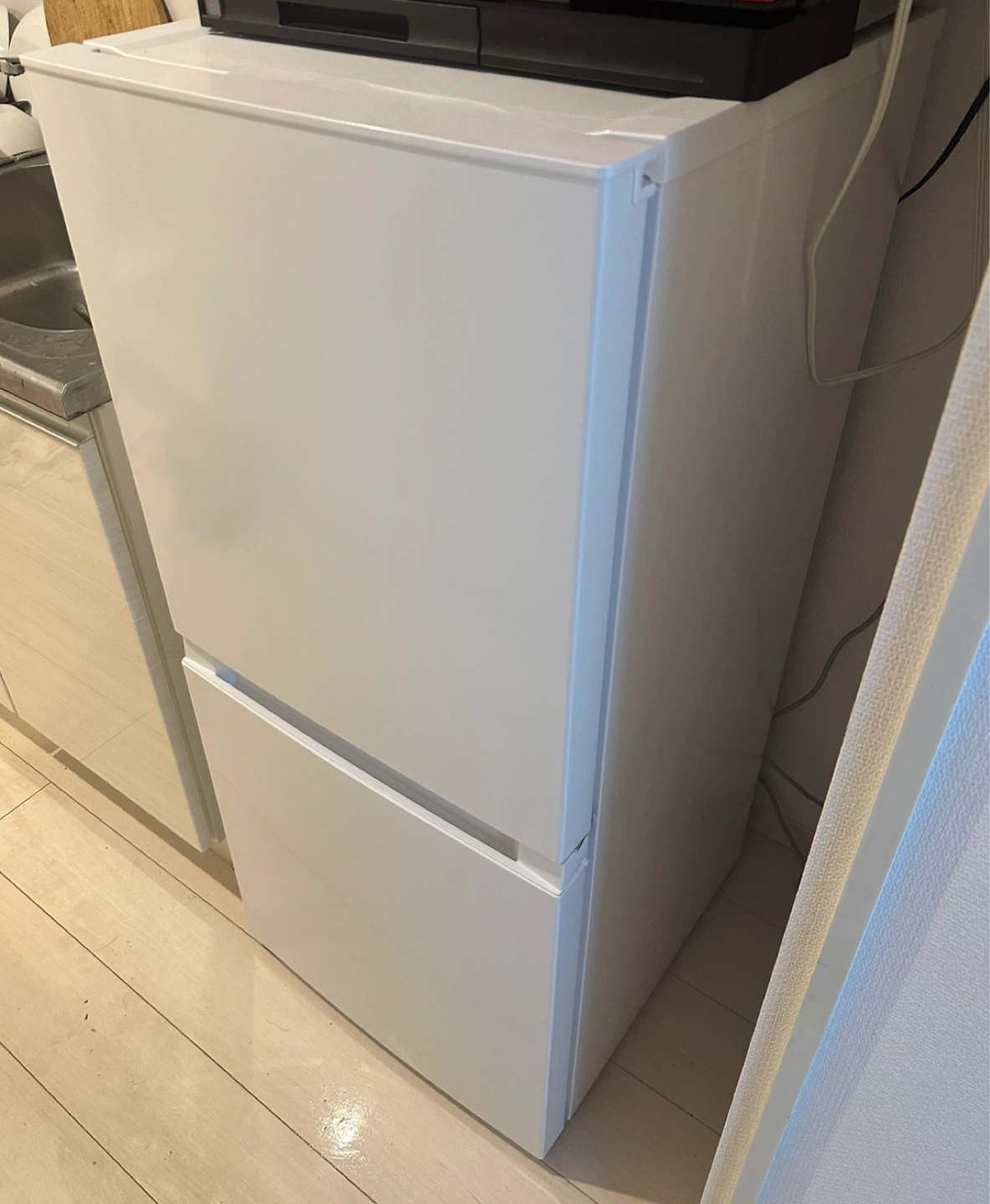 ノンフロン冷凍冷蔵庫 2025年製 121L 半年ほど使用/Non-CFC refrigerator (121L, 2025)
